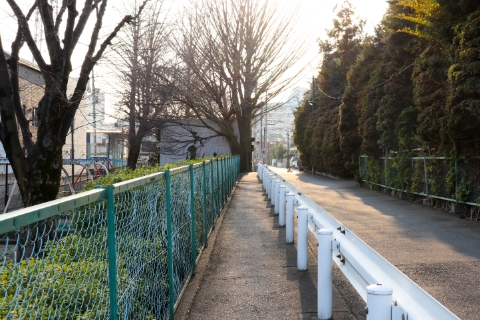 通学路の安全を守る